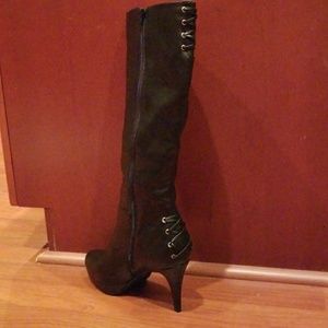 Knee high black boots lacing detail 7